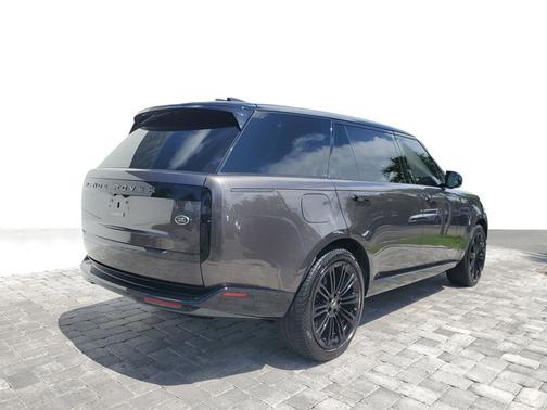 Windward Gray 2022 Land Rover Range Rover First Edition