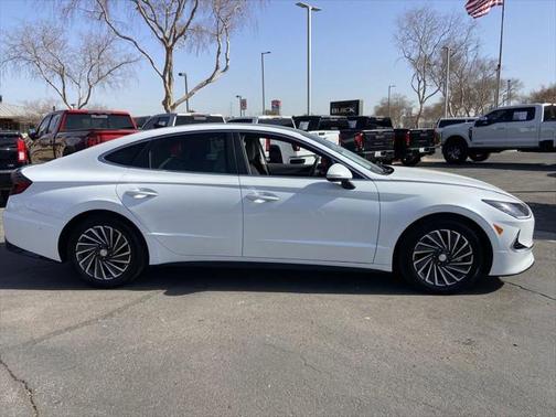 2022 Hyundai SONATA Hybrid Limited