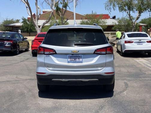 Silver Ice Metallic 2022 Chevrolet Equinox Premier w/1LZ