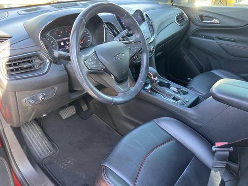 2022 Chevrolet Equinox FWD RS