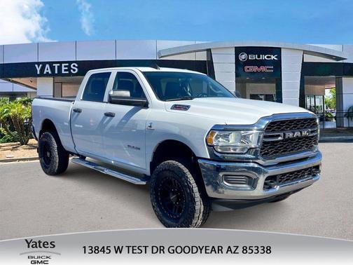 2020 RAM 3500 Tradesman Crew Cab 4x4 6'4' Box
