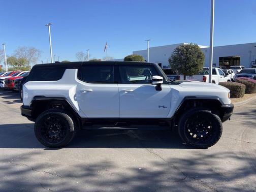 2025 GMC HUMMER EV SUV 2X