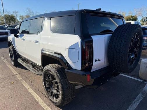 2025 GMC HUMMER EV SUV 2X