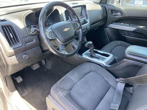 Satin Steel Metallic 2018 Chevrolet Colorado LT