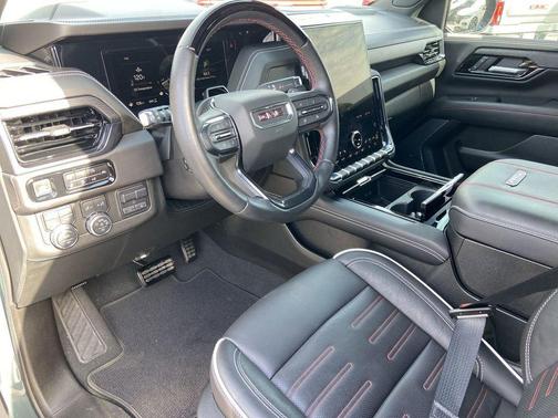 2025 GMC Yukon 4WD AT4 Ultimate