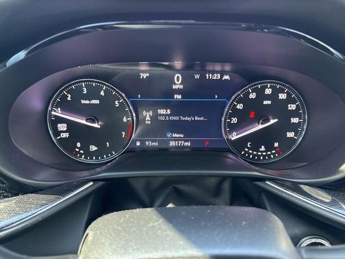 2023 Buick Envision Essence FWD