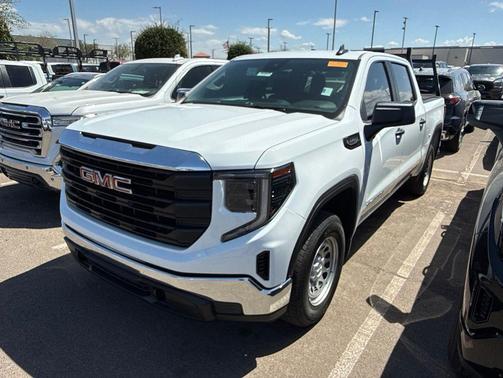 Onyx Black 2025 GMC Sierra 1500 Elevation