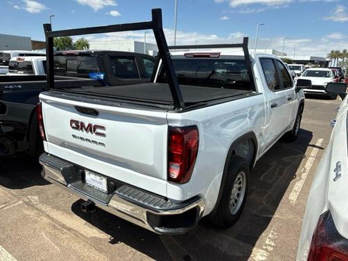 Onyx Black 2025 GMC Sierra 1500 Elevation