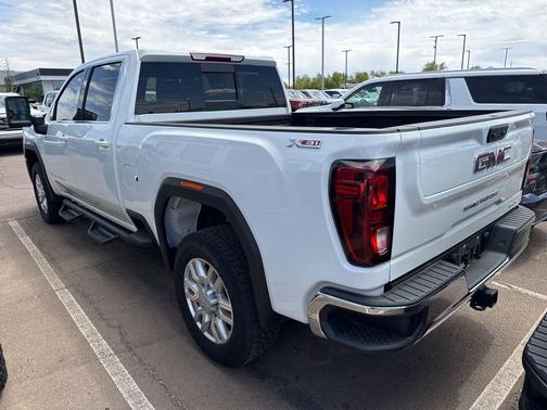 Summit White 2024 GMC Sierra 2500 SLE
