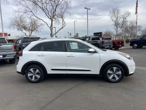 2018 Kia Niro LX