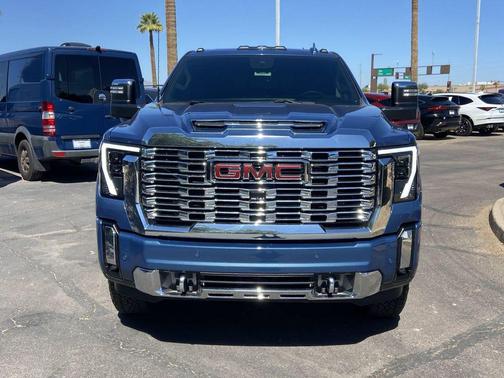 2025 GMC Sierra 3500 Denali