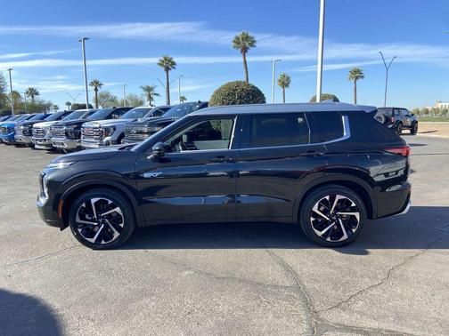 2024 Mitsubishi Outlander PHEV SEL