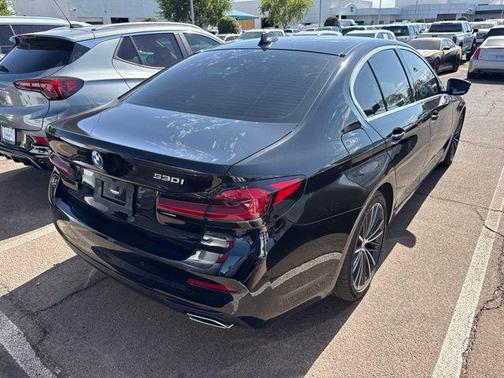 Jet Black 2022 BMW 530 i