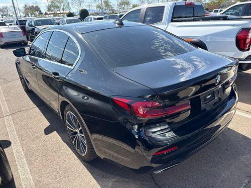 Jet Black 2022 BMW 530 i