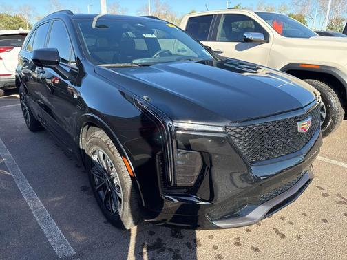 2024 Cadillac XT4 Sport