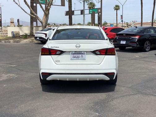 Glacier White 2025 Nissan Altima 2.5 SV
