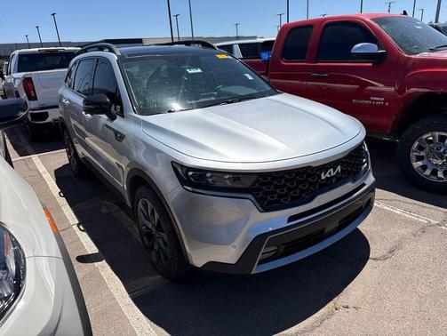Sparkling Silver 2022 Kia Sorento SX