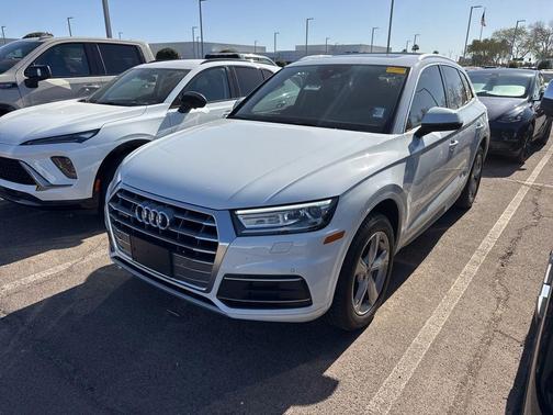 Glacier White Metallic 2020 Audi Q5 45 Premium