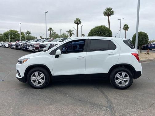 Summit White 2021 Chevrolet Trax LS