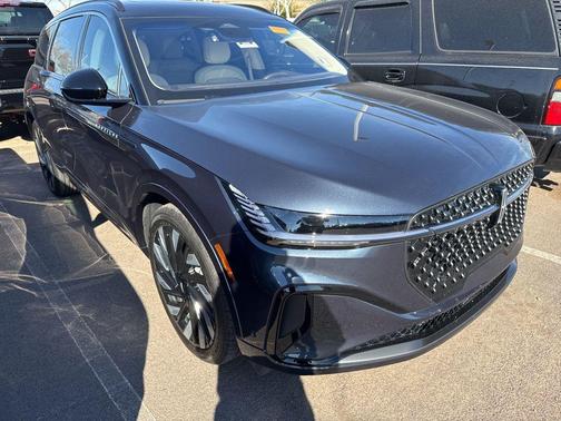 2024 Lincoln Nautilus Black Label