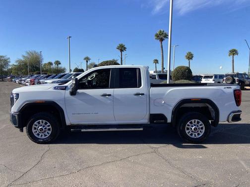 Summit White 2024 GMC Sierra 2500 Pro