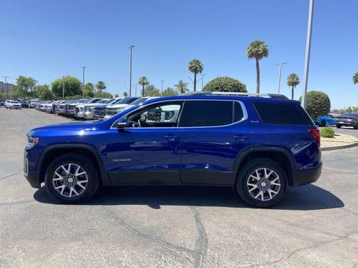 Ultra Blue Metallic 2023 GMC Acadia FWD SLE