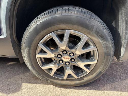Ultra Blue Metallic 2023 GMC Acadia FWD SLE
