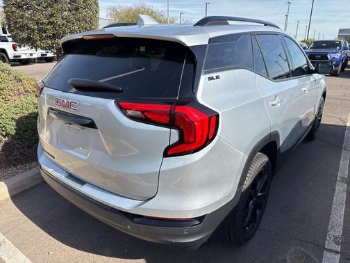 2020 GMC Terrain SLE