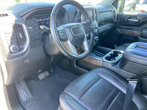 2020 GMC Sierra 2500 Denali