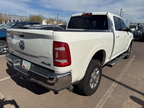 2019 RAM 2500 Laramie Crew Cab 4x4 6'4' Box