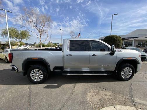2020 GMC Sierra 2500 Denali