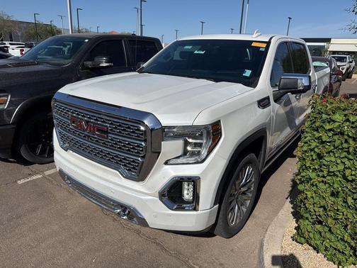 White Frost Tricoat 2019 GMC Sierra 1500 Denali