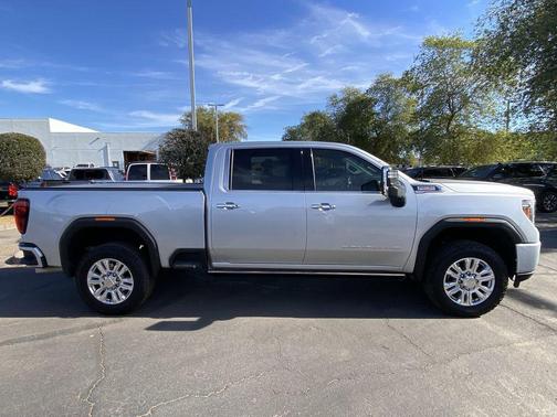 2023 GMC Sierra 2500 Denali