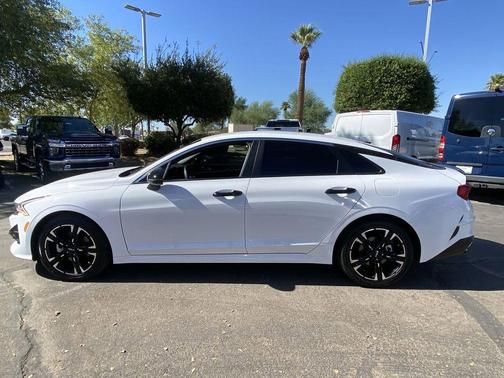 2024 Kia K5 GT-Line