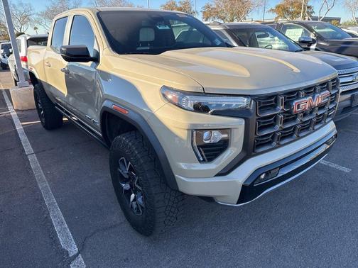 2024 GMC Canyon AT4X