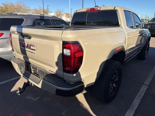 2024 GMC Canyon AT4X