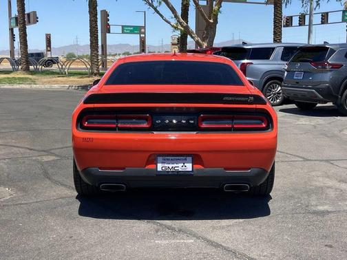 Go Mango 2023 Dodge Challenger R/T Scat Pack Widebody