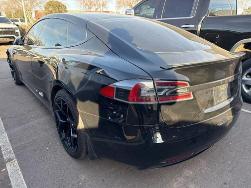 2020 Tesla Model S Long Range
