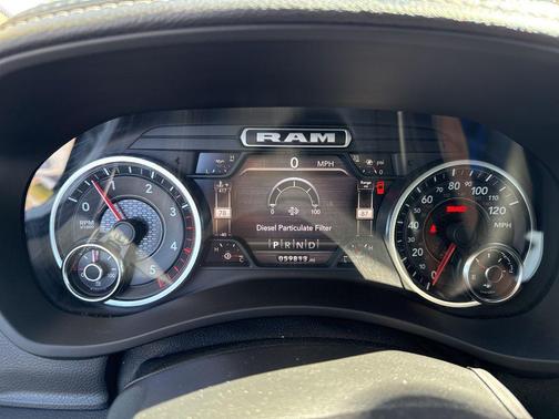 2022 RAM 2500 Laramie Mega Cab 4x4 6'4' Box