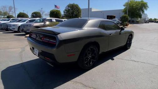 2021 Dodge Challenger SXT