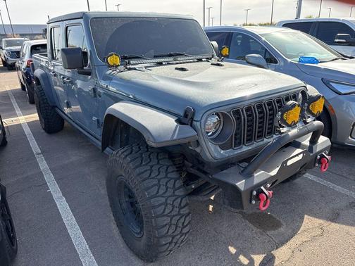 2024 Jeep Gladiator Sport
