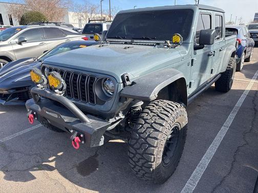 2024 Jeep Gladiator Sport