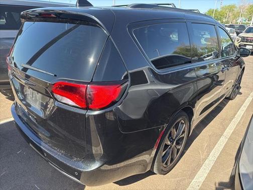 2018 Chrysler Pacifica Touring-L Plus