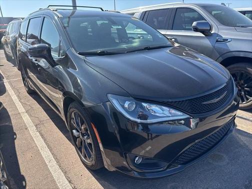 2018 Chrysler Pacifica Touring-L Plus