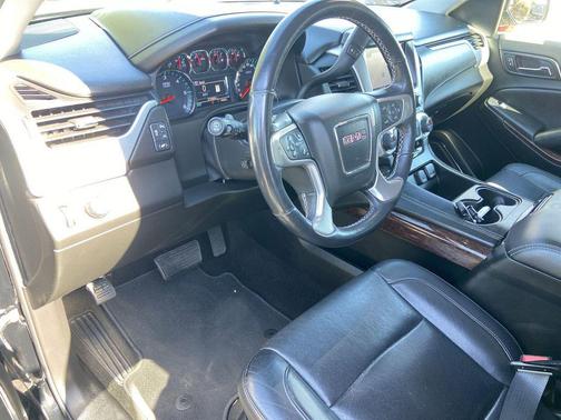 2018 GMC Yukon XL SLT