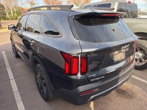 2023 Kia Sorento EX