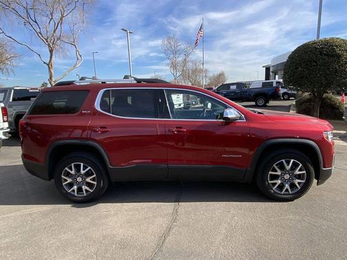 2023 GMC Acadia FWD SLT