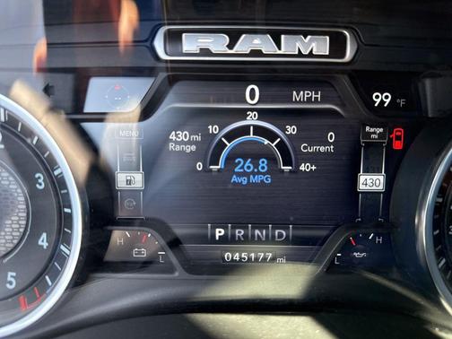 Patriot Blue Pearlcoat 2022 RAM 1500 Big Horn/Lone Star