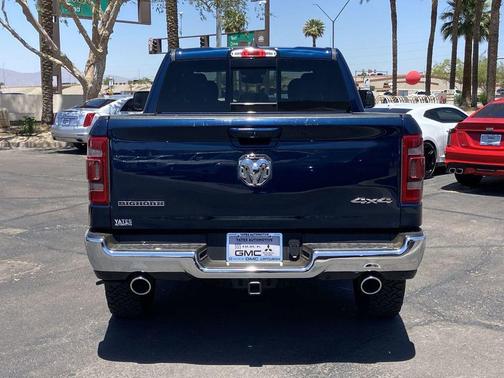 Patriot Blue Pearlcoat 2022 RAM 1500 Big Horn/Lone Star