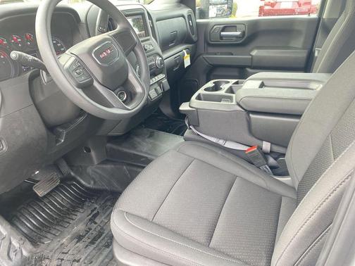 2024 GMC Sierra 2500 Base
